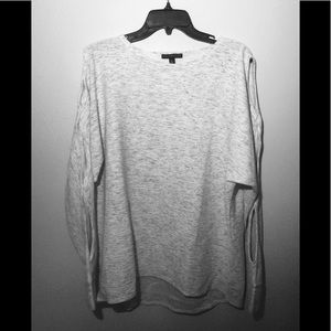 NWOT SIGNATURE STUDIO COLD SHOULDER STYLISH TOP XL